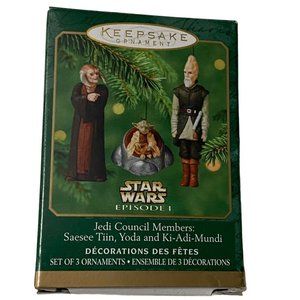 Hallmark Star Wars Jedi Council Saesee Tiin Yoda Ki-Adi-Mundi 3 Ornament Set